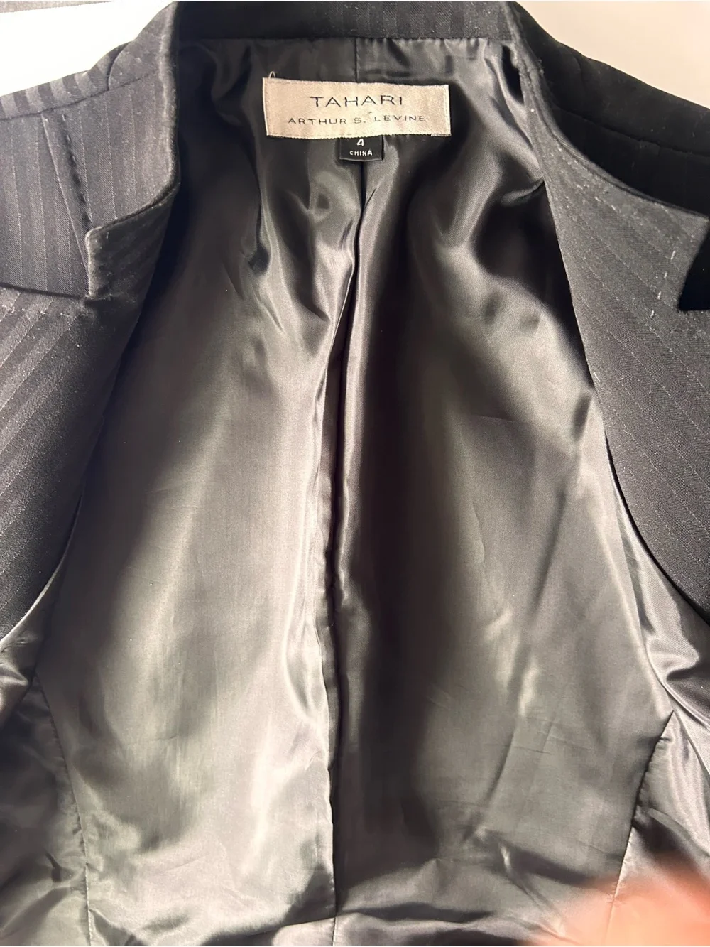 Tahari Black Pinstripe Zipper Pocket Women's Blazer Size 4